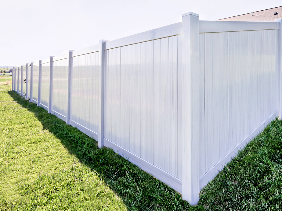 Bowdon Georgia vinyl privacy fencing