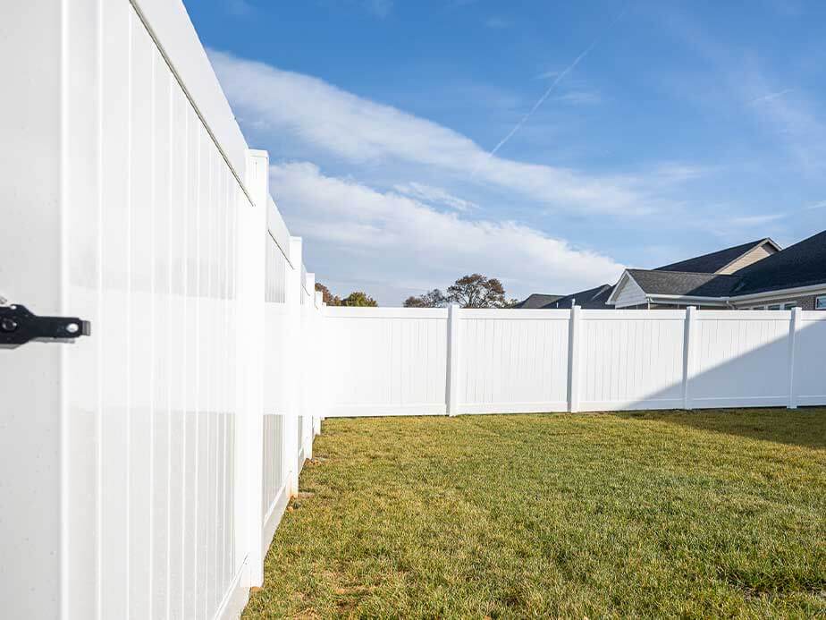 Wedowee Alabama vinyl privacy fencing